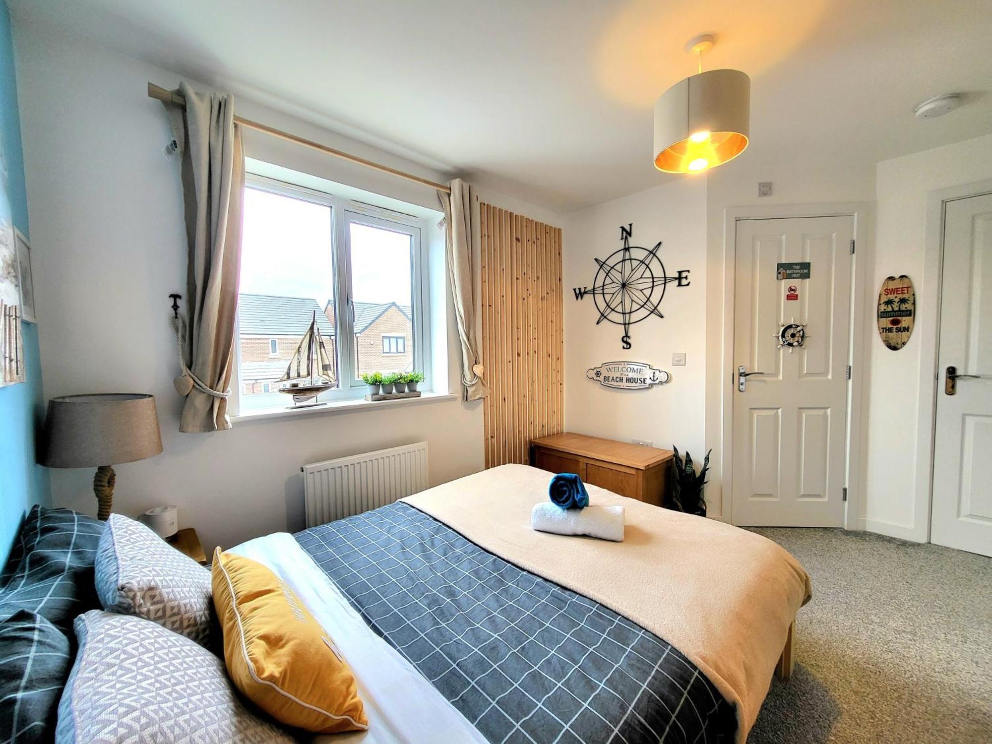 Seaside Beach Themed Home With Garden And Driveway Lytham St Annes Buitenkant foto