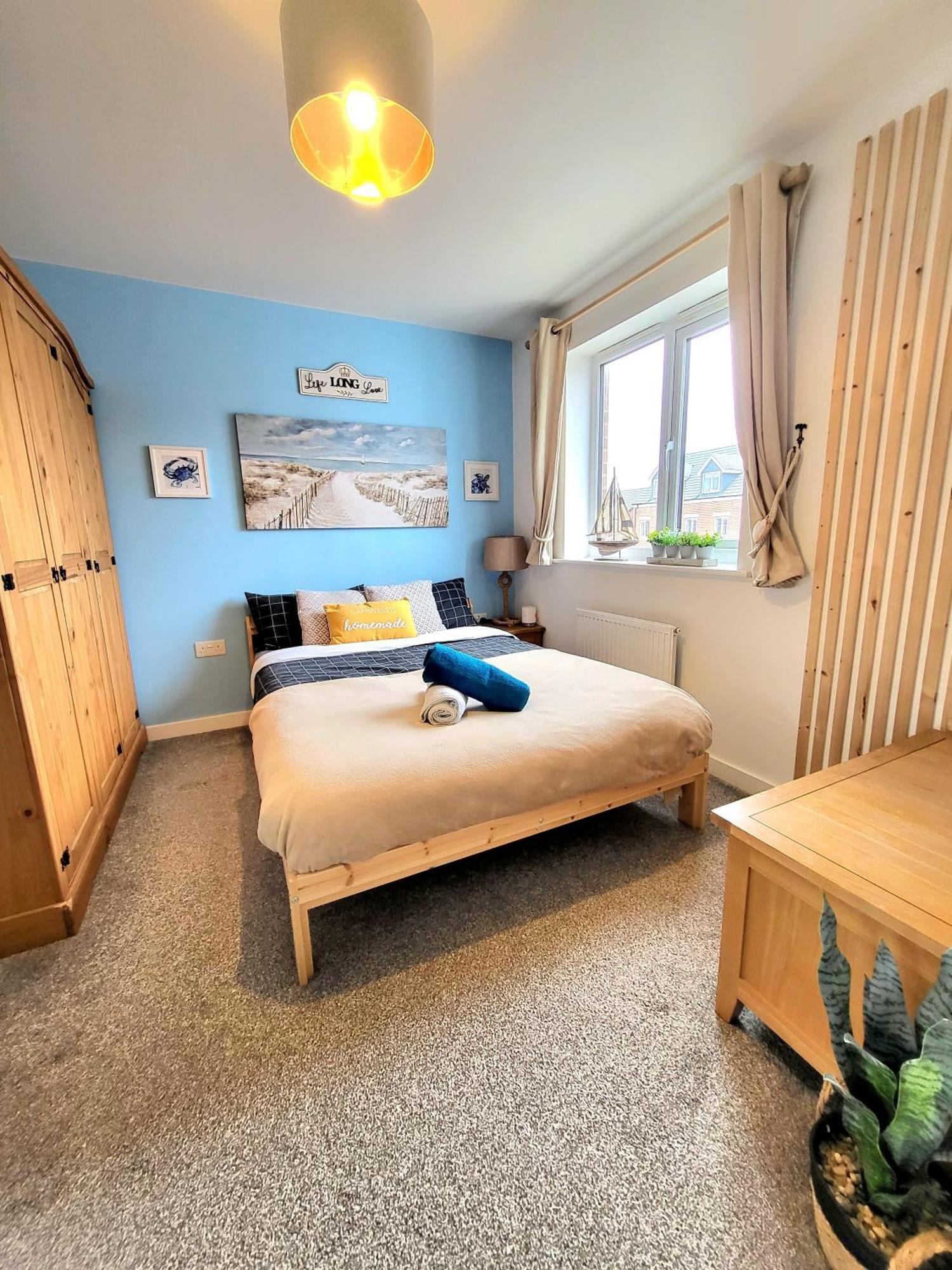 Seaside Beach Themed Home With Garden And Driveway Lytham St Annes Buitenkant foto